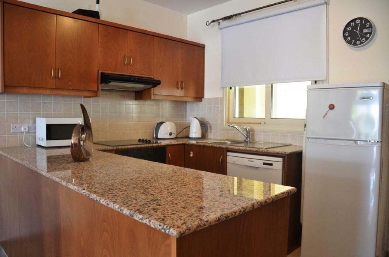 Ground Floor One Bedroom Apartment B2, 3 Pools, Free Wifi Peyia Ngoại thất bức ảnh